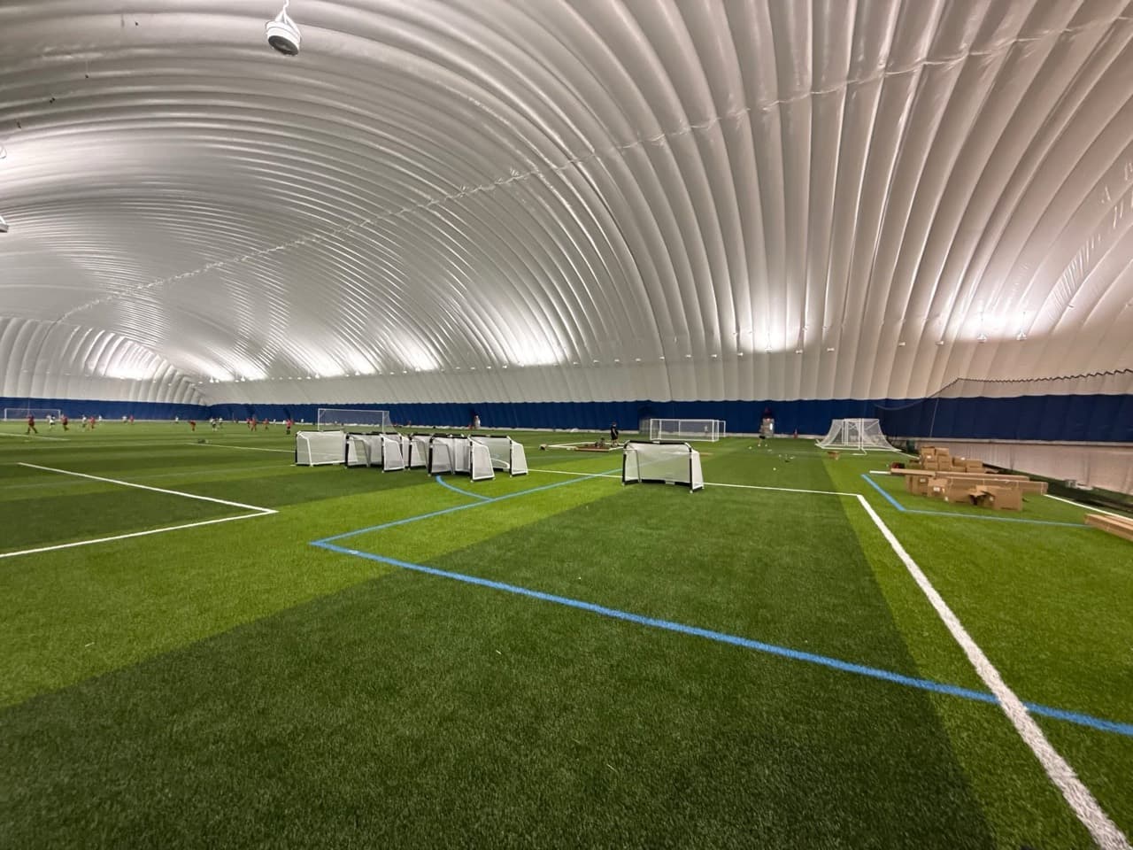 Small-sided training inside the dome